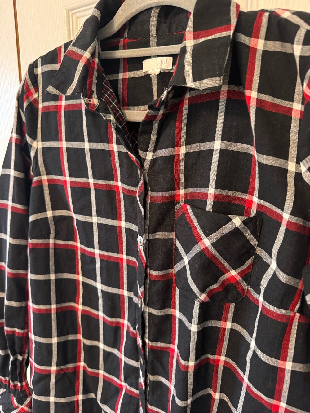 J Jill Woman’s Black Red Plaid Button Down Size Medium- Based on Measurements - Picture 4 of 11